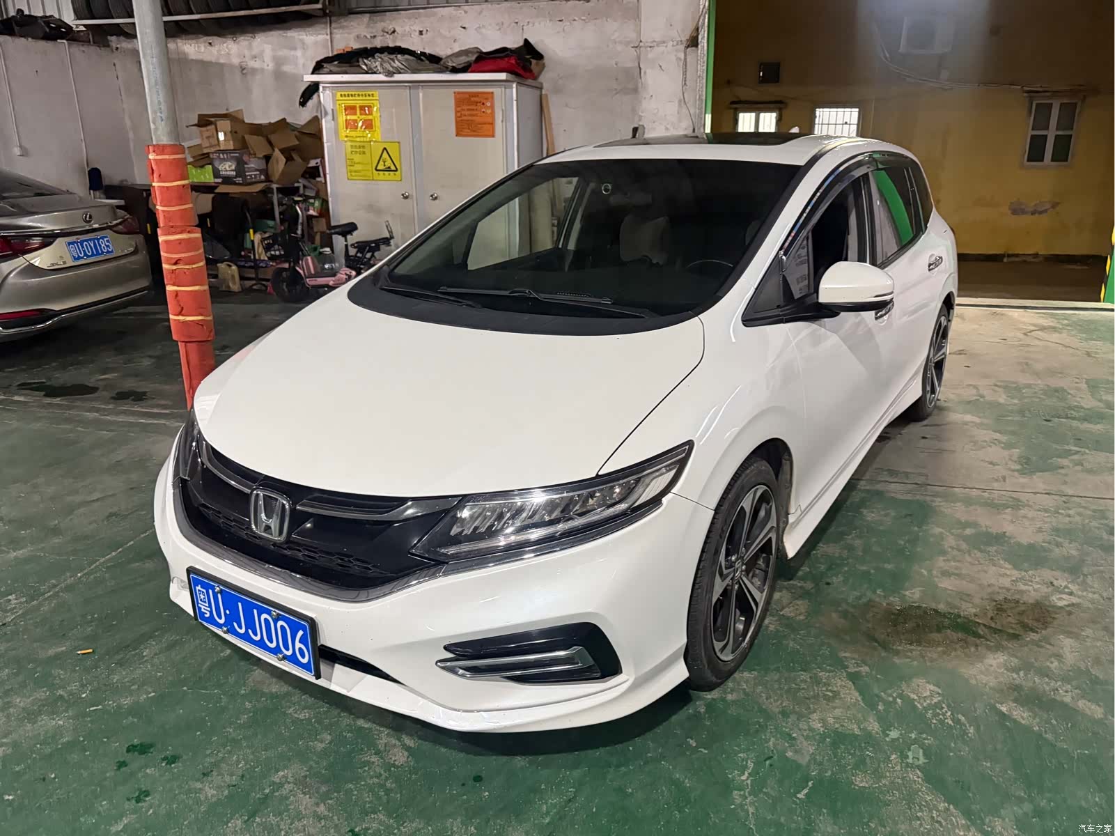 Honda Jade, 2017 1
