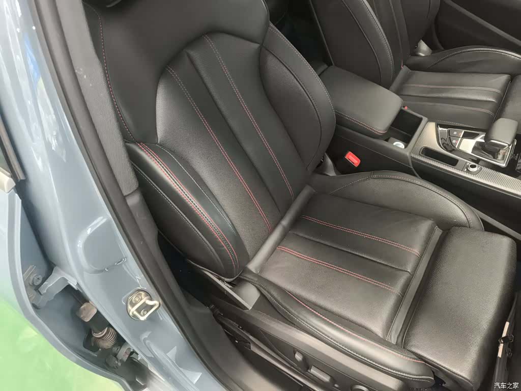 Audi A4L, 2022 20