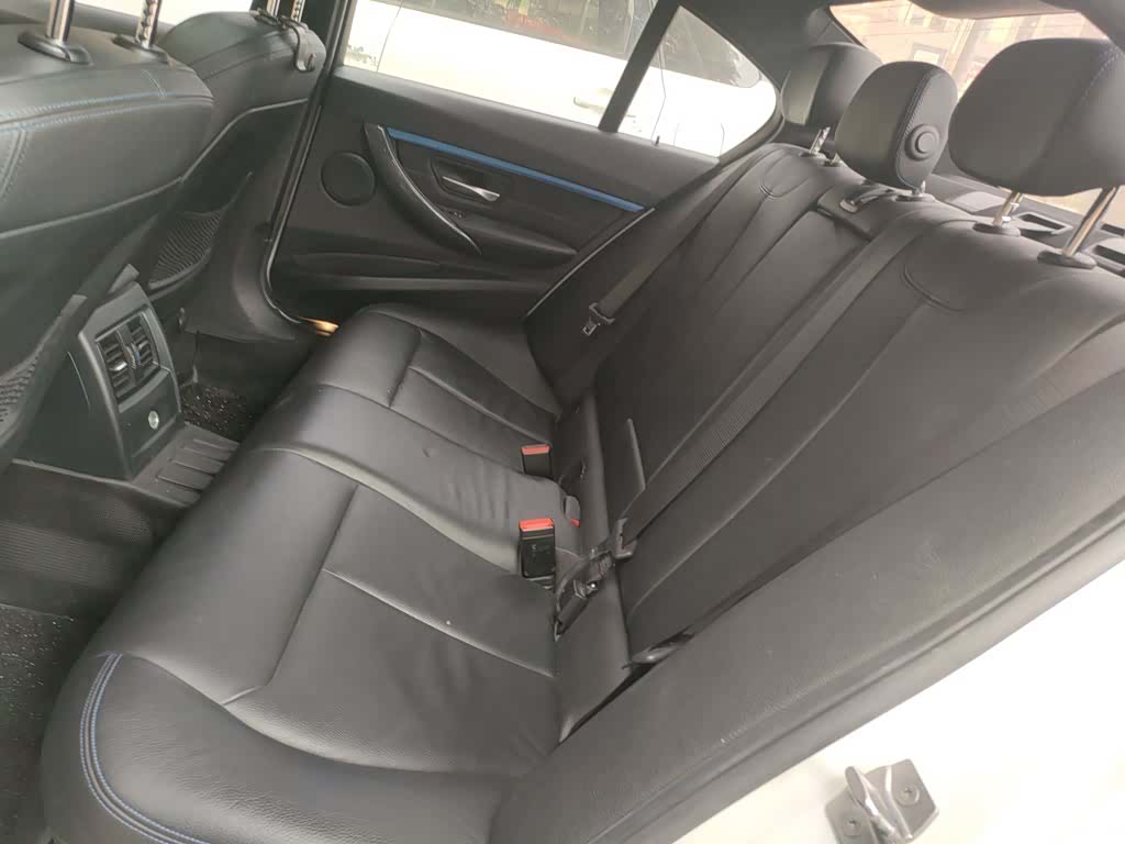 BMW 3 Series, 2018 17