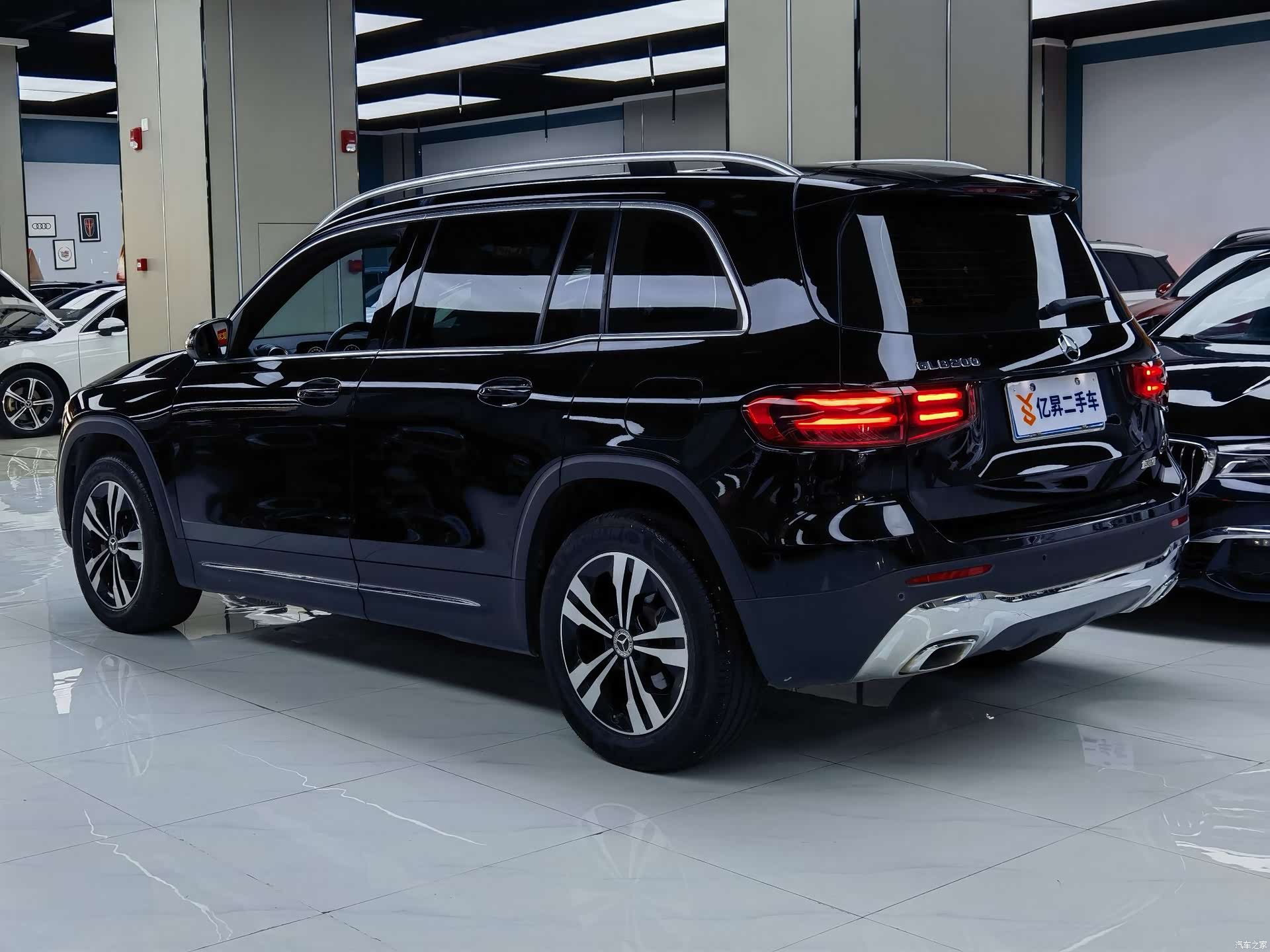 Mercedes-Benz GLB, 2024 4