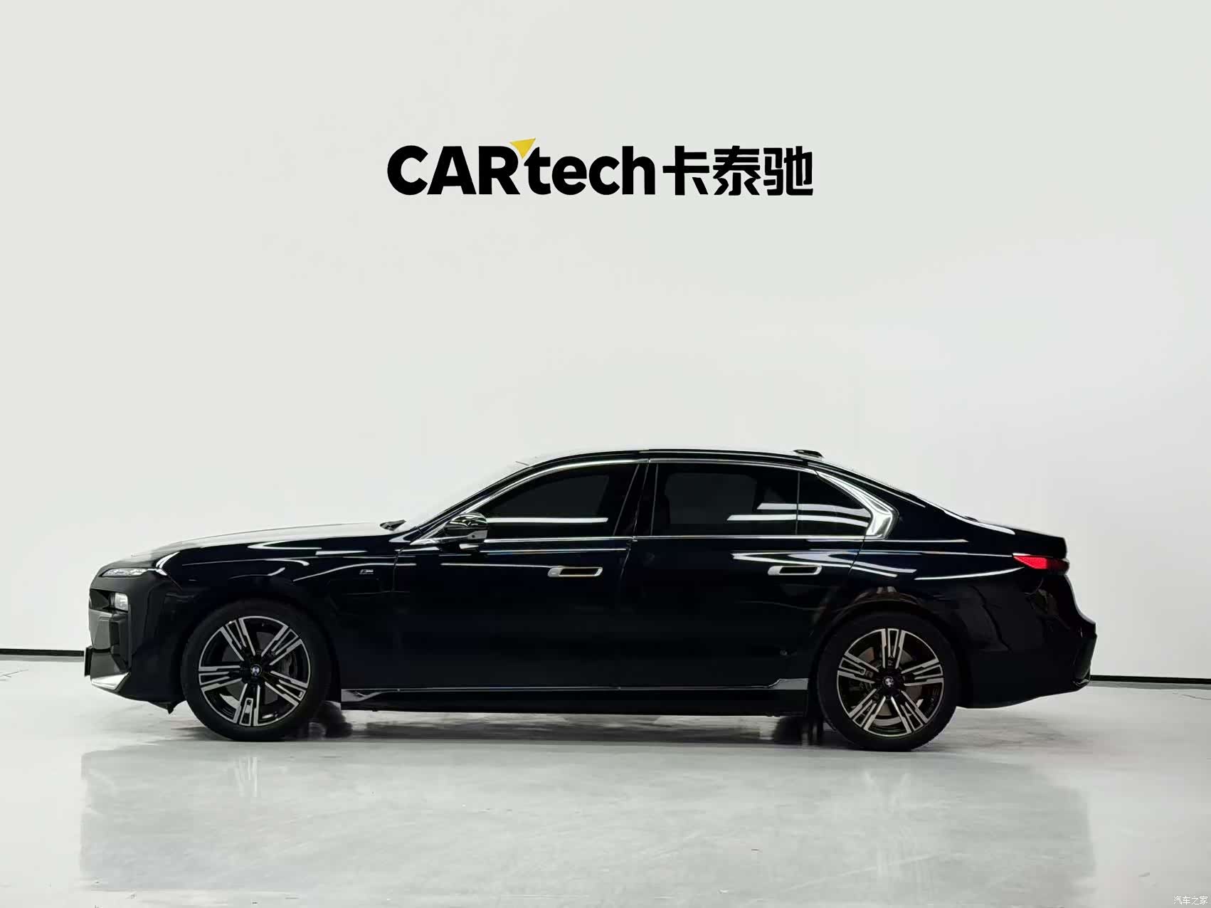 BMW i7, 2025 3