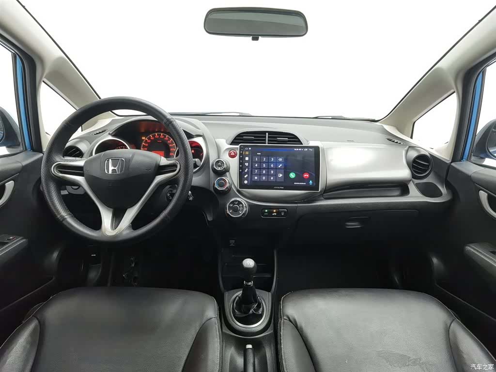 Honda Fit, 2013 все фото