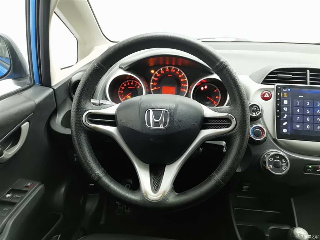 Honda Fit, 2013 11