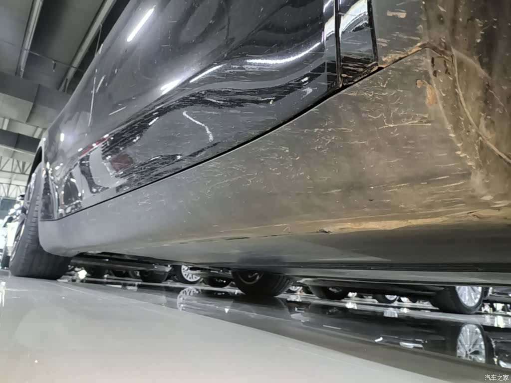 Tesla Model Y, 2023 21