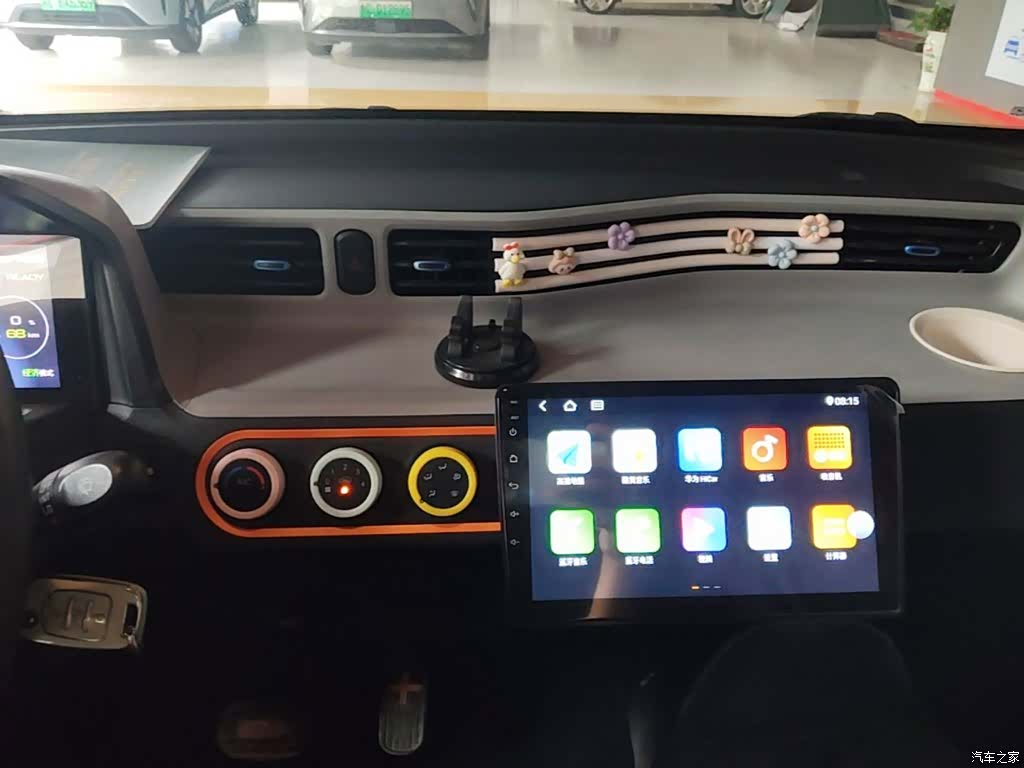 Wuling MINIEV, 2021 13