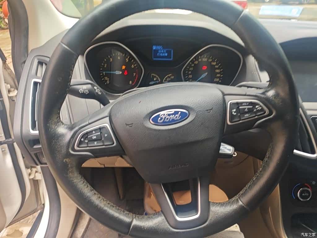 Ford Focus, 2016 3