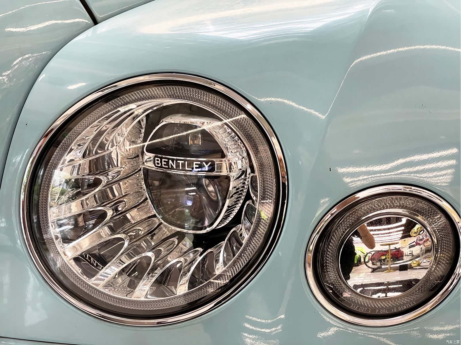 Bentley Mulsanne, 2019 10
