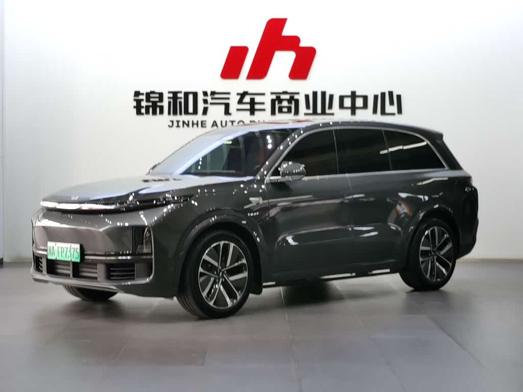 Li Auto L8