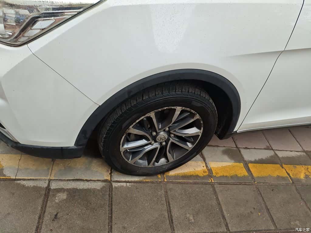 Wuling 730, 2019 25