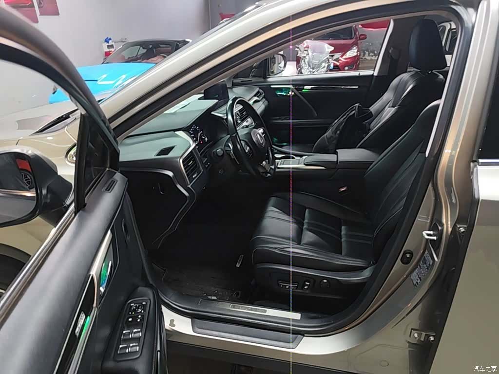 Lexus RX, 2021 16
