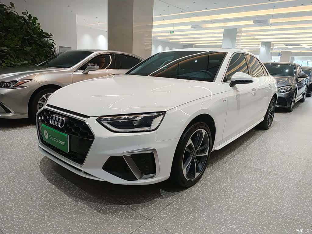 Audi A4L, 2024 1