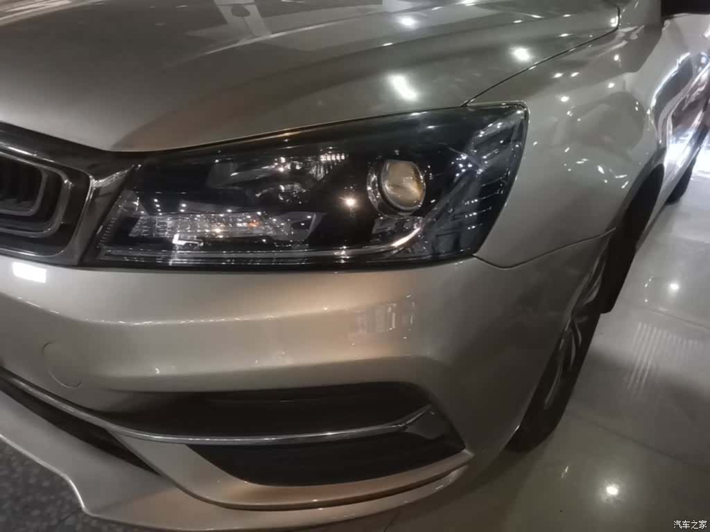 Geely Emgrand, 2018 24