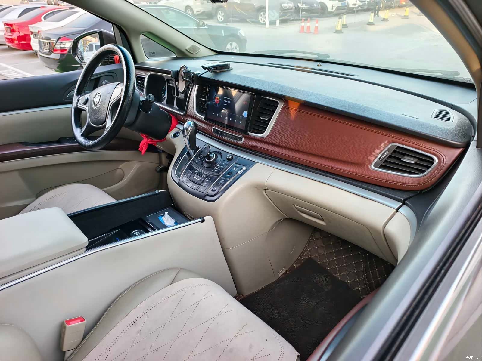 Buick GL8, 2016 14