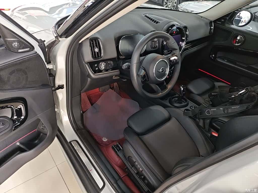 Mini Countryman, 2021 16