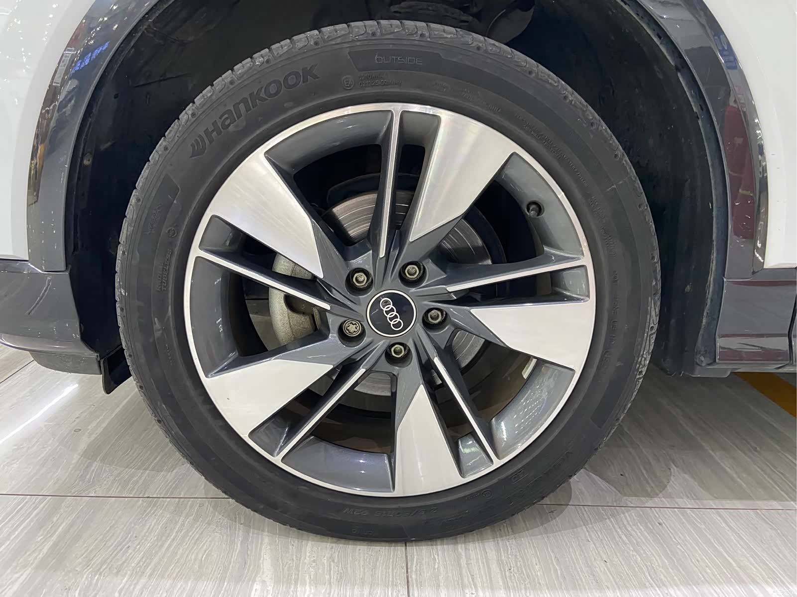 Audi Q2L, 2022 11