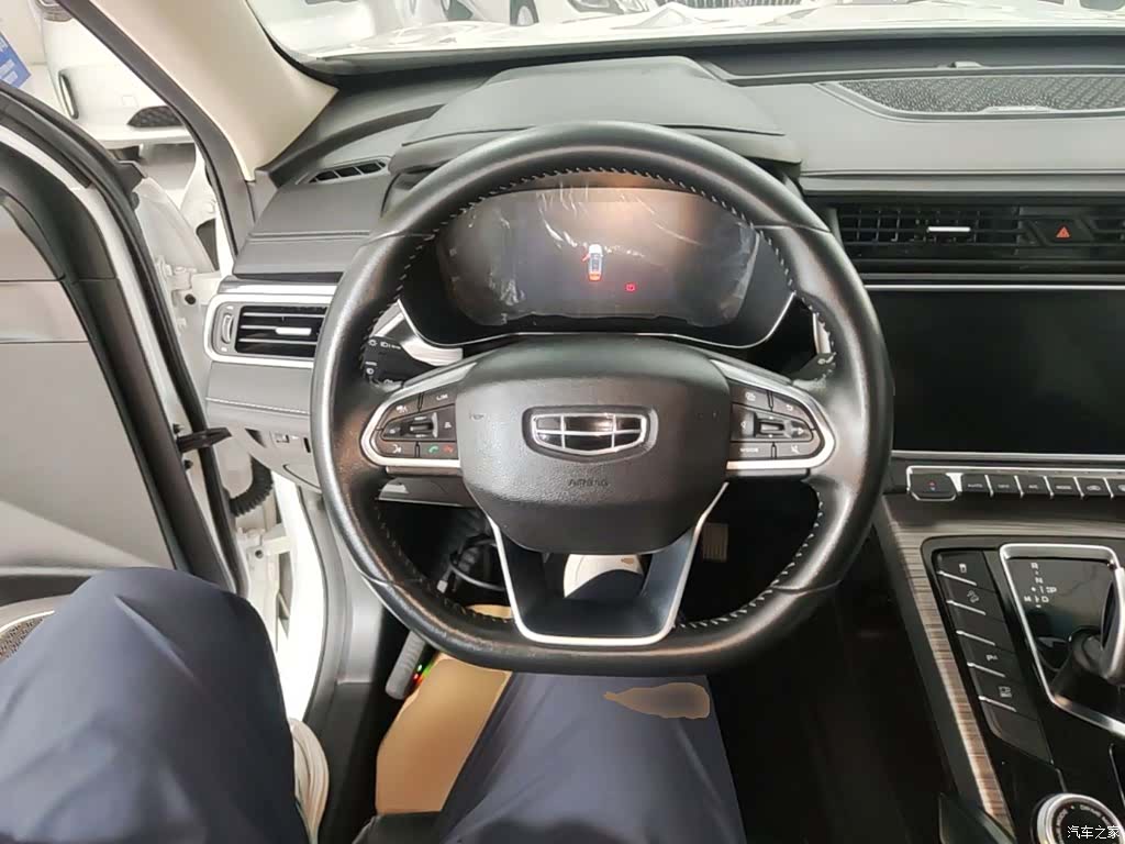 Geely Boyue, 2021 11