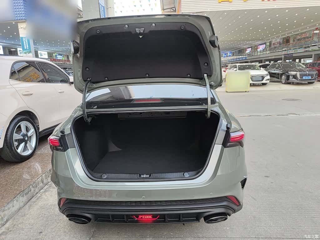 Geely Binray, 2023 19
