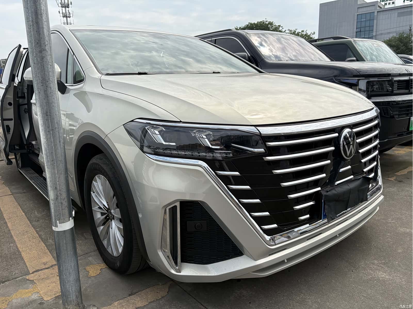 Volkswagen Viloran, 2020 3