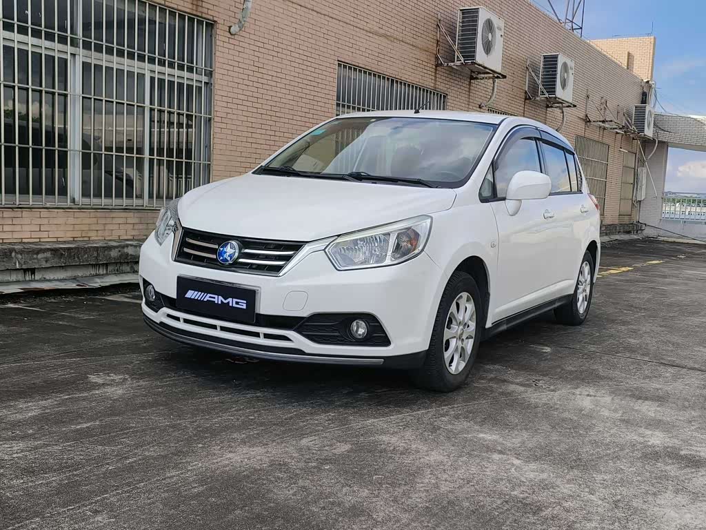 Venucia R50