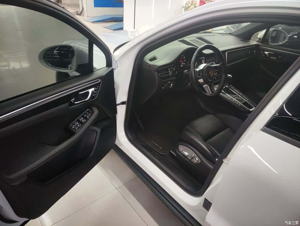 Porsche Macan, 2021 12