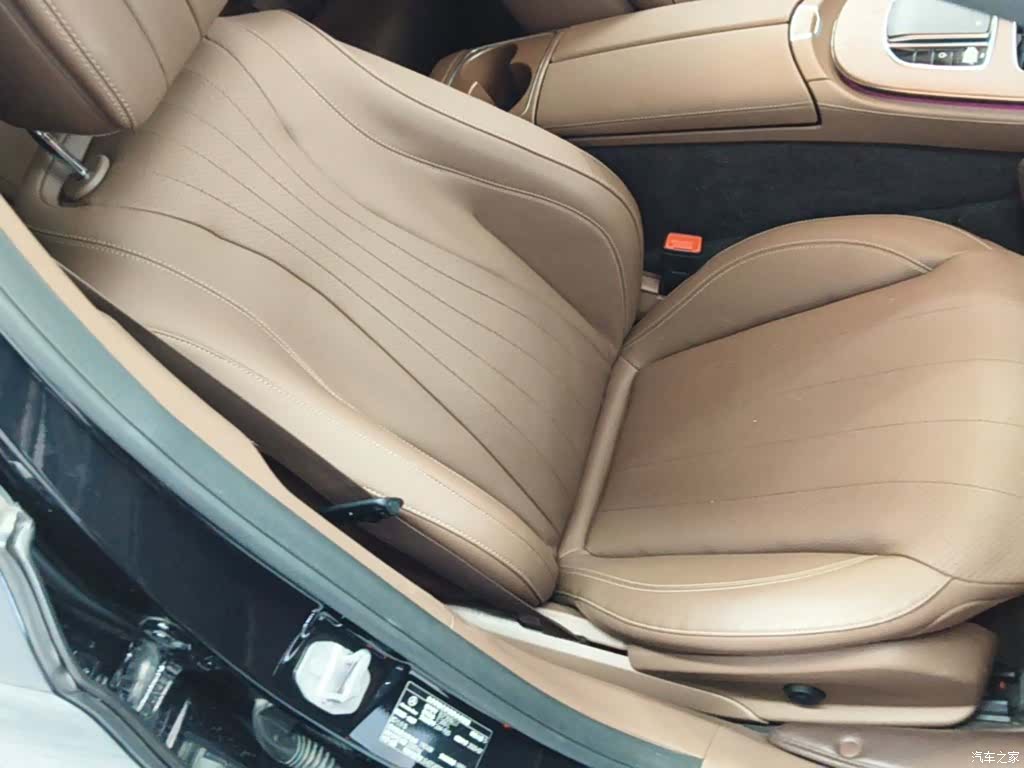Mercedes-Benz E-Class, 2020 25