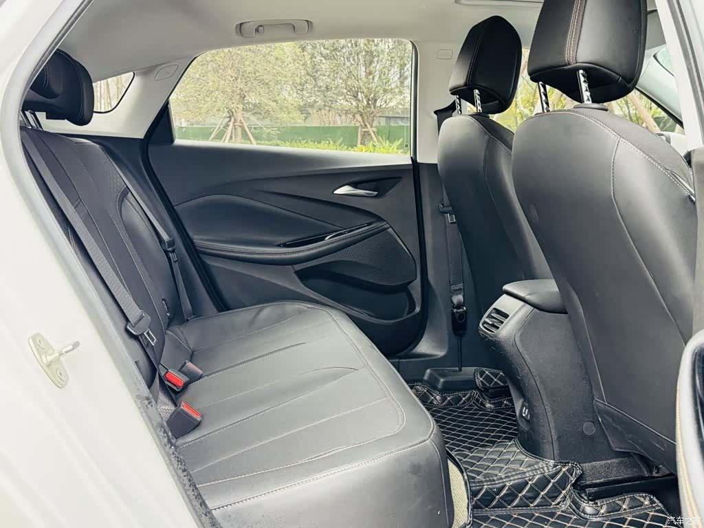 Buick Verano, 2023 22