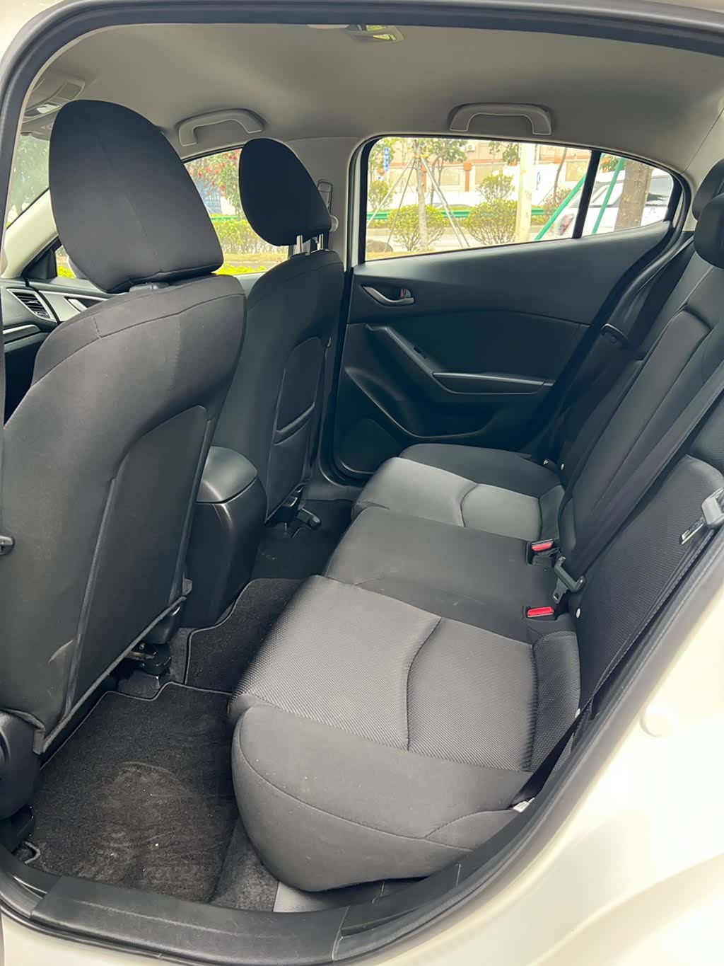 Mazda Mazda3, 2018 13