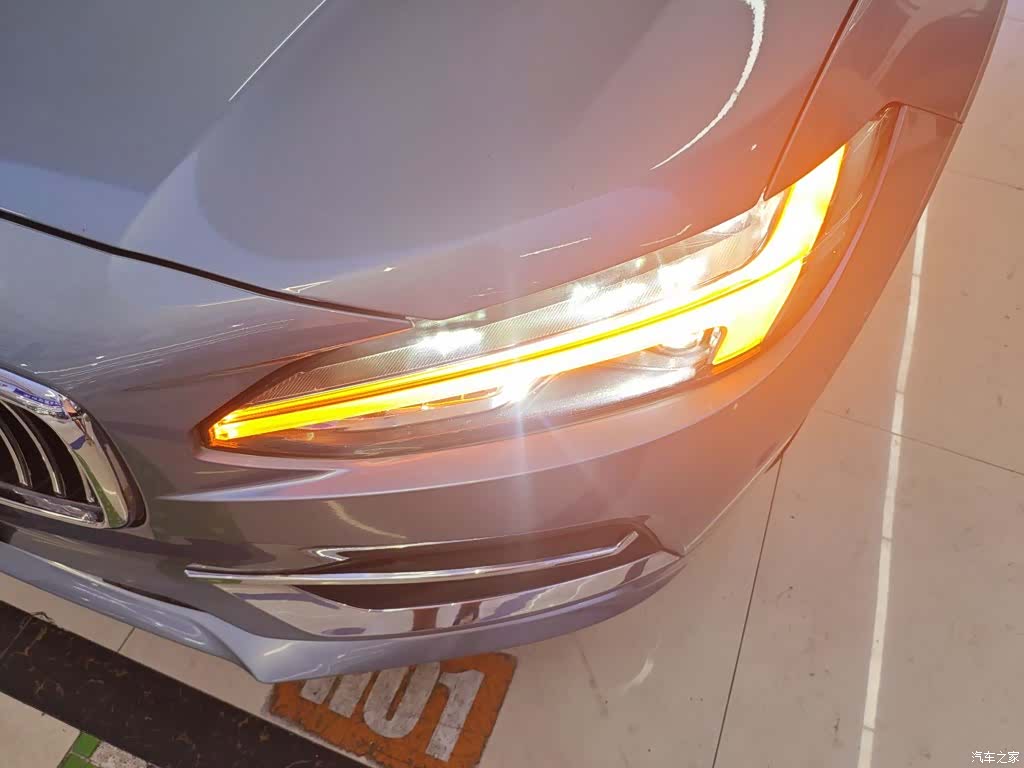 Volvo S90, 2017 24