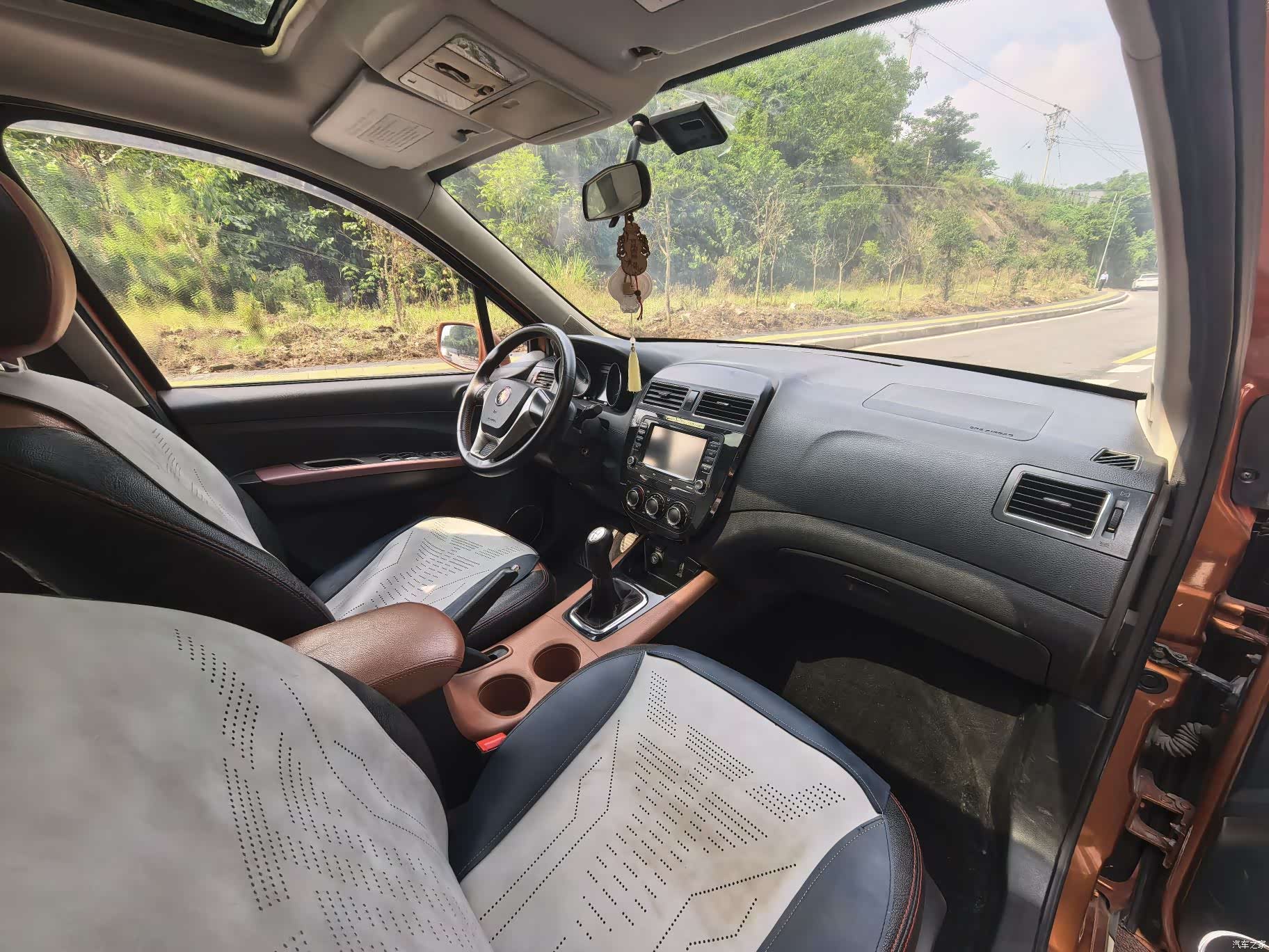 DongFeng X5, 2015 11