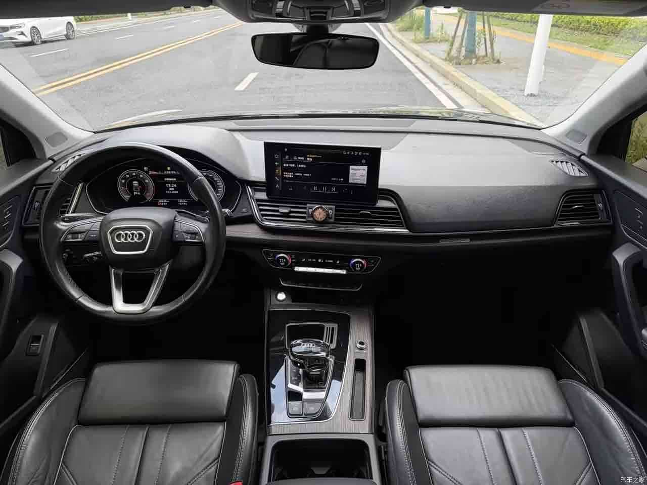 Audi Q5L, 2022 8
