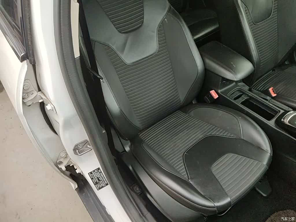 Ford Focus, 2016 20