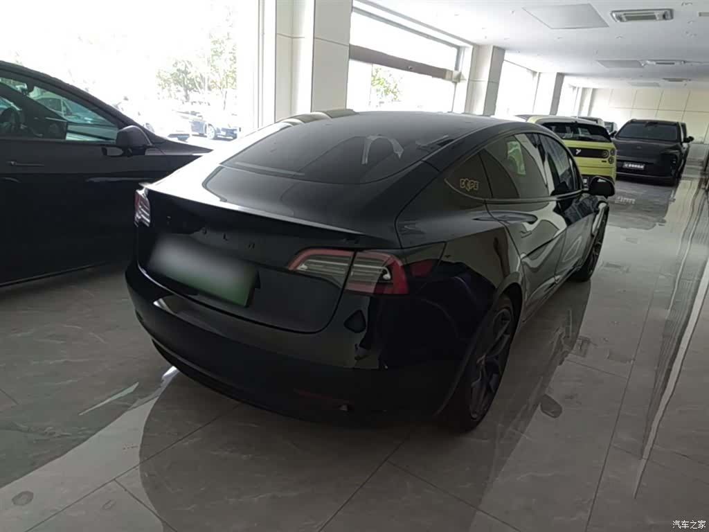Tesla Model 3, 2021 7