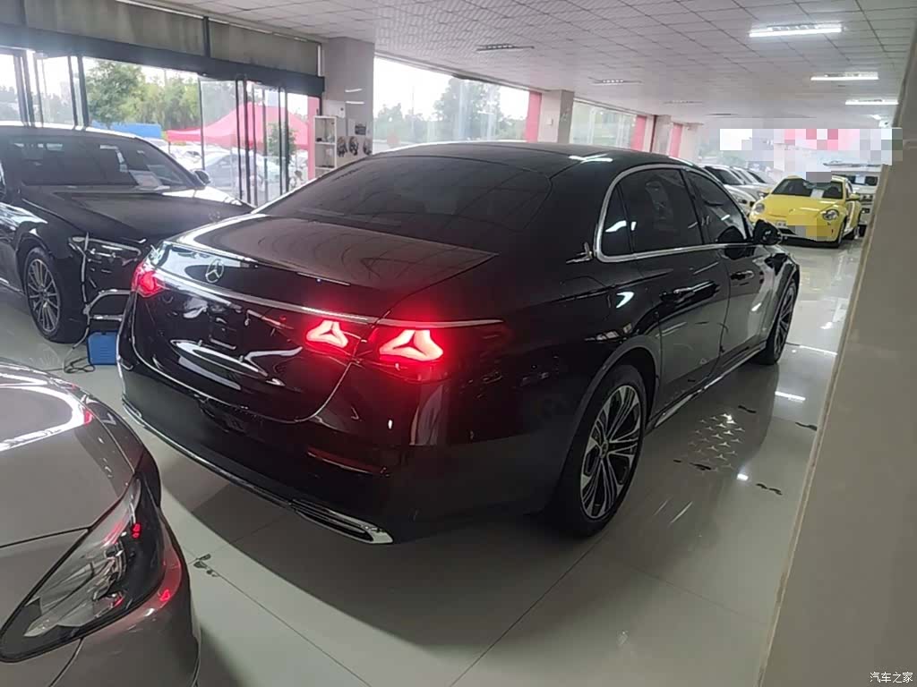 Mercedes-Benz E-Class, 2025 7
