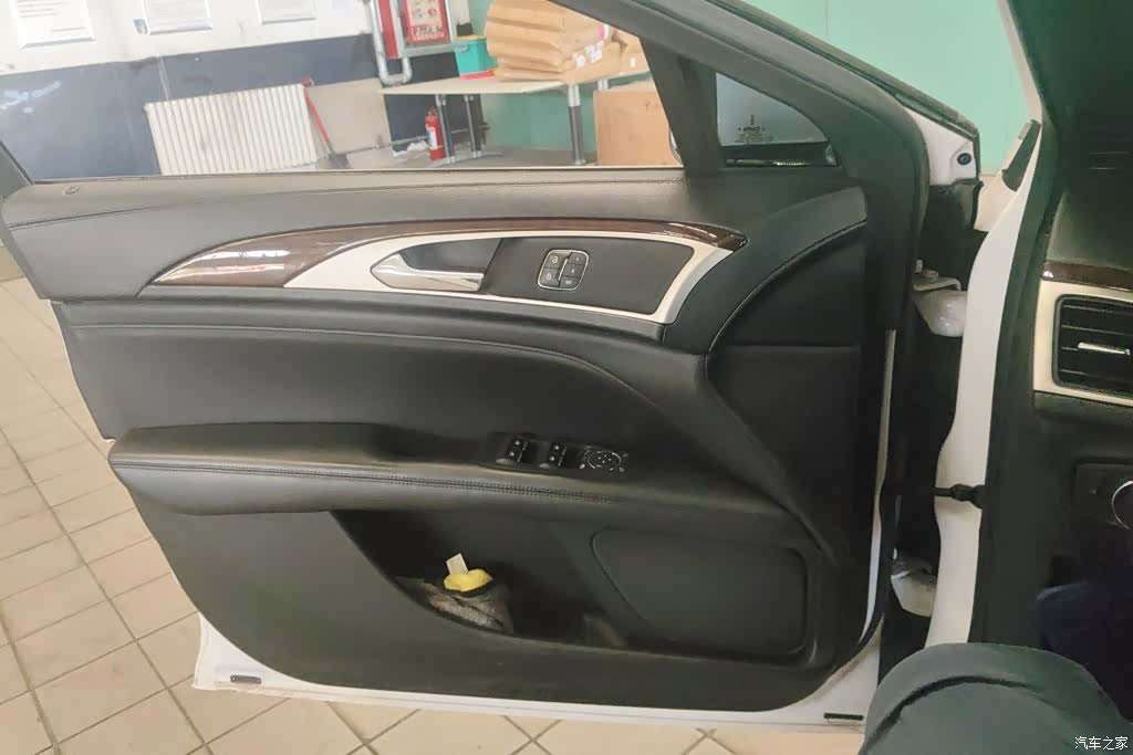 Lincoln MKZ, 2018 7