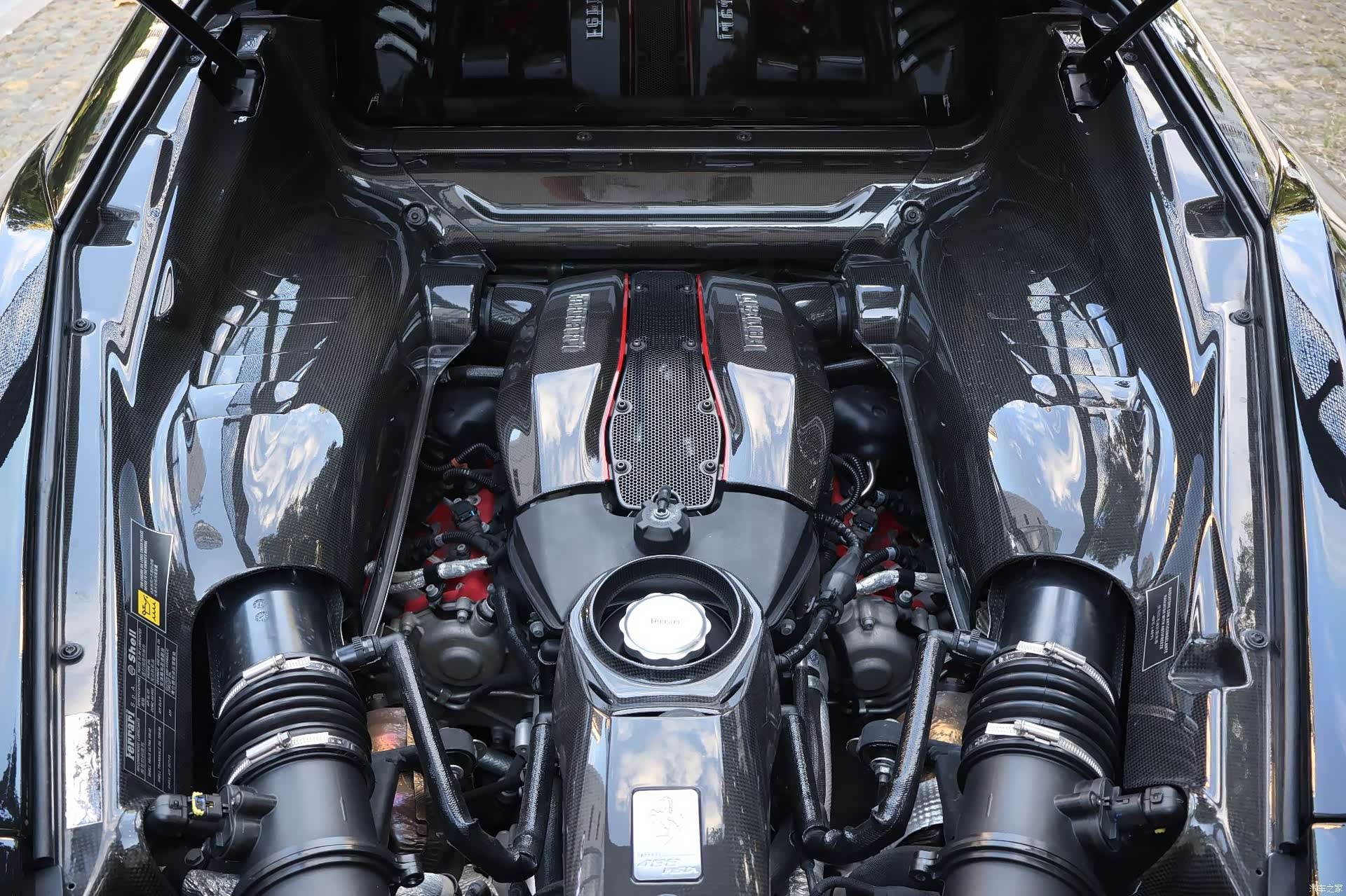 Ferrari 488, 2019 9