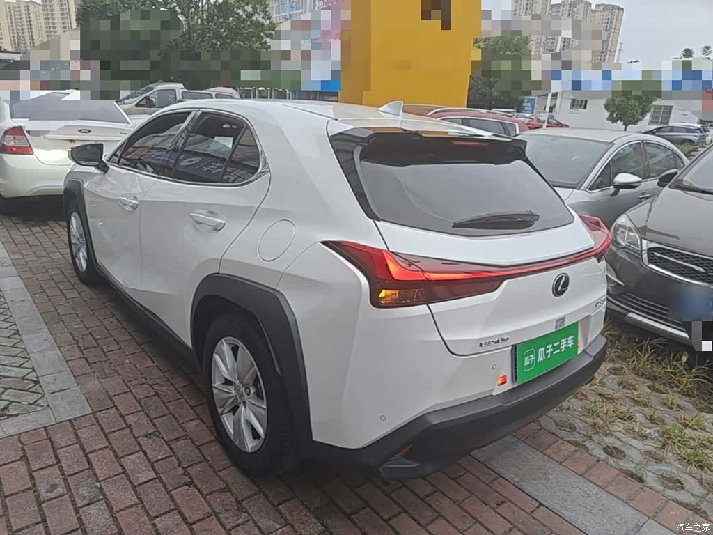 Lexus UX, 2020 все фото