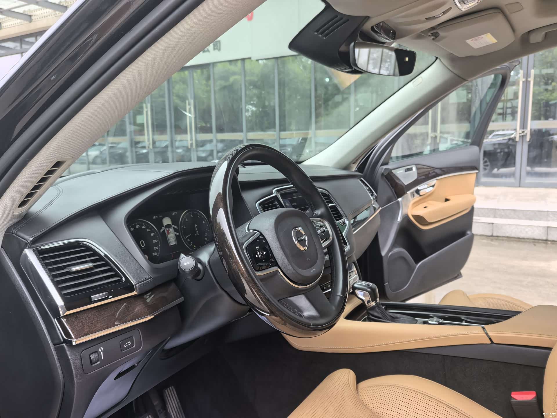 Volvo XC90, 2016 13