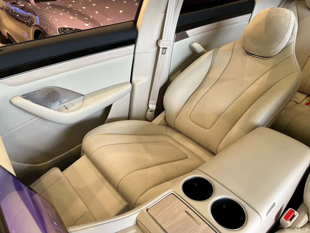 Luxeed R7, 2025 26