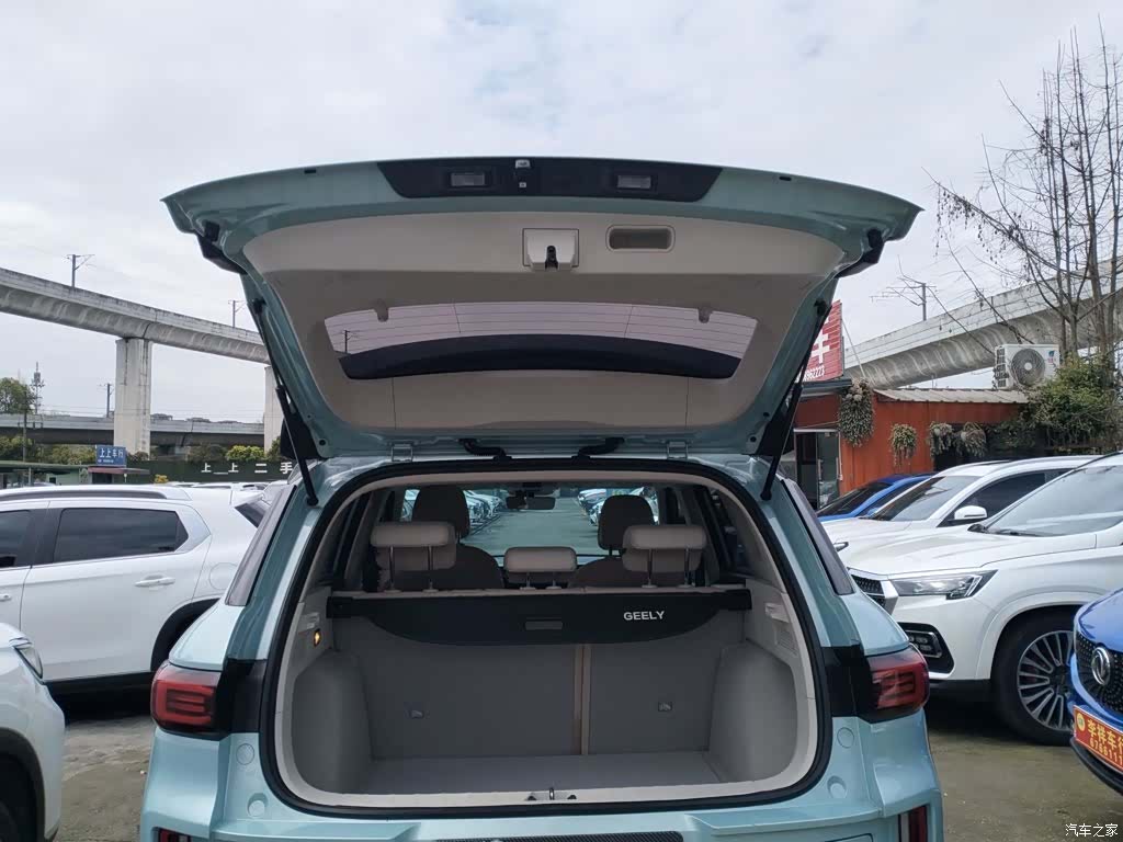 Geely Icon, 2023 15