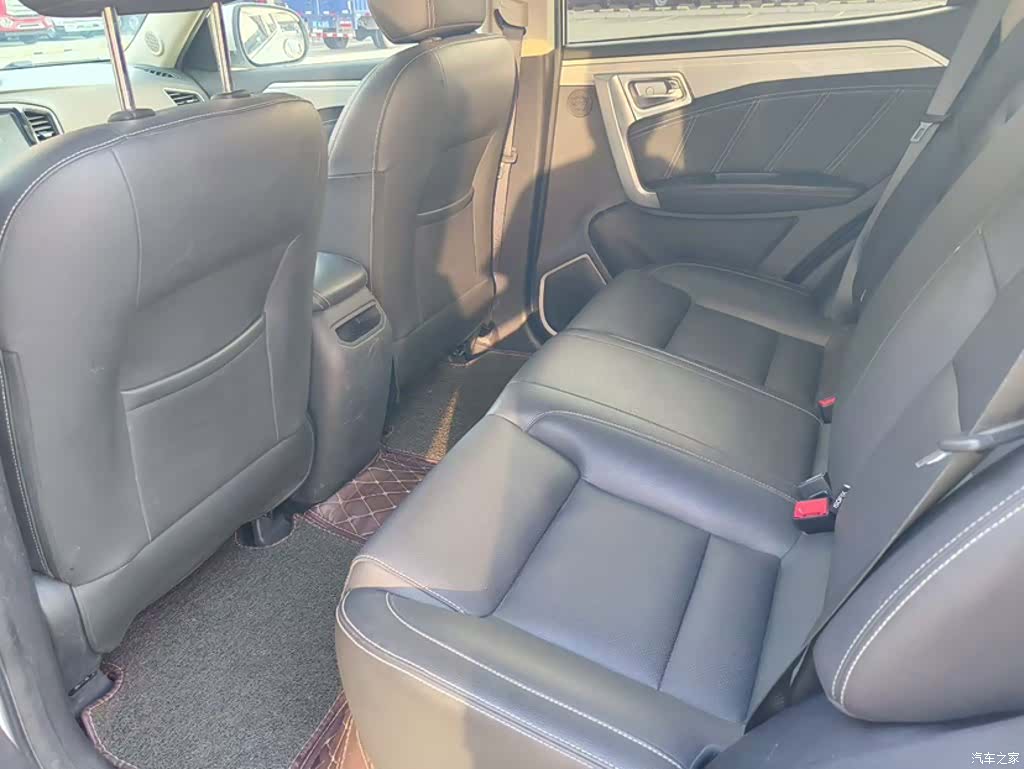 Geely X6, 2018 23