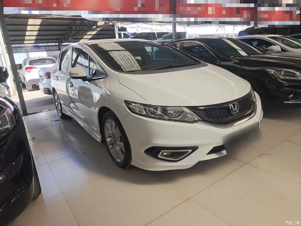 Honda Jade, 2015 4