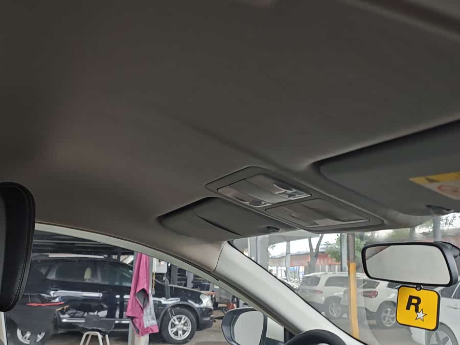 Dongfeng E70 2022, фото 8