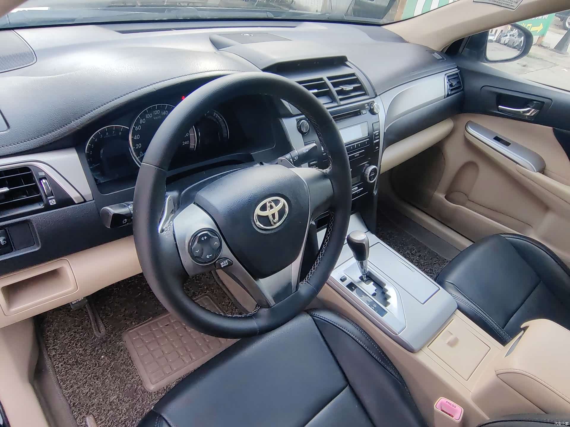 Toyota Camry, 2012 9