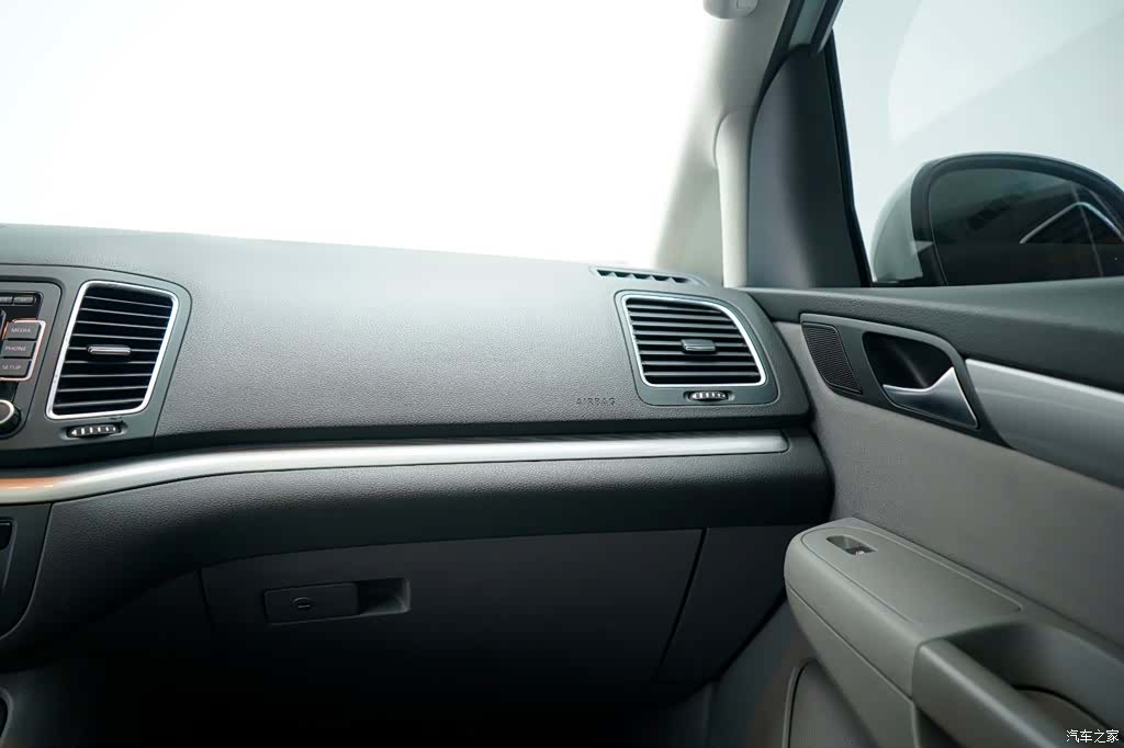 Volkswagen Xia, 2016 20
