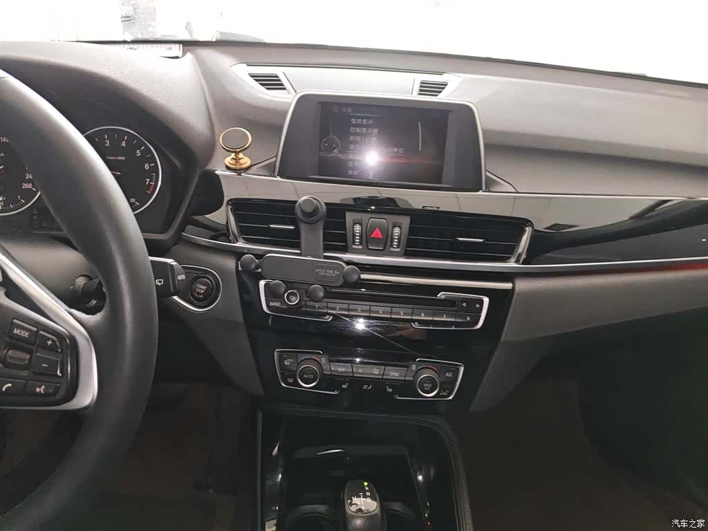 BMW X1, 2016 13
