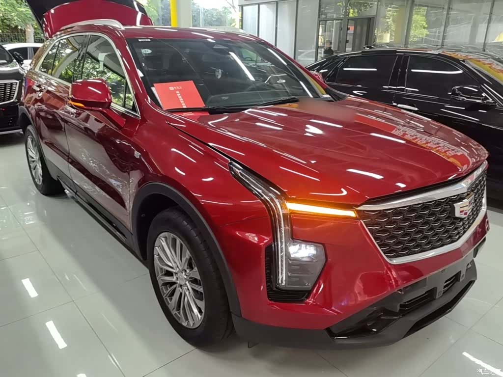 Cadillac XT4, 2024 4