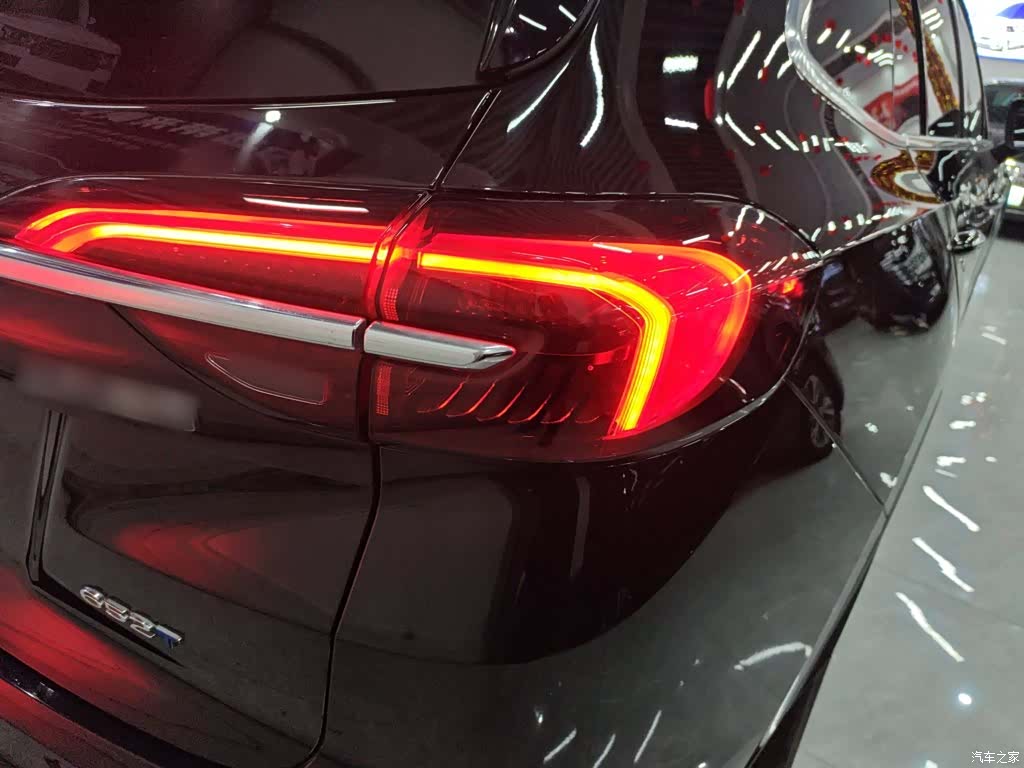 Buick Envision Plus, 2023 24