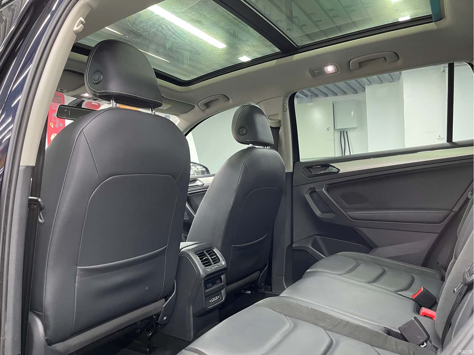 Volkswagen Tiguan L, 2020 20