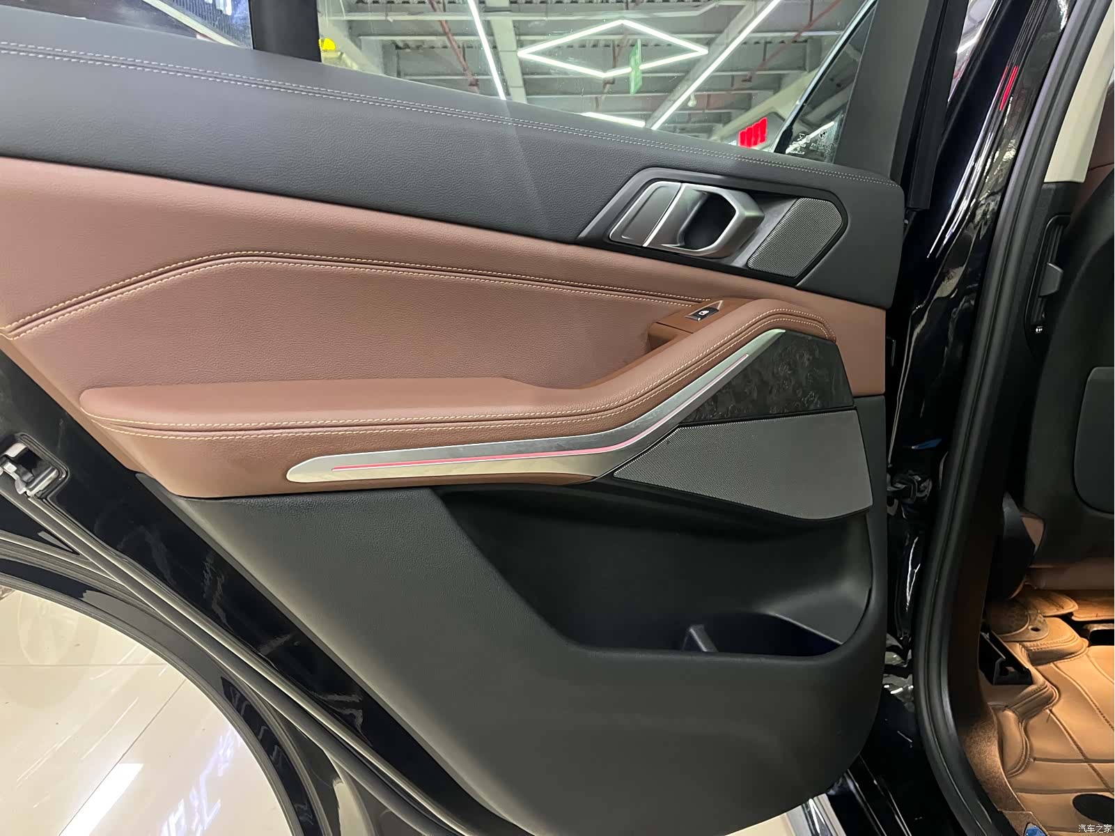 BMW X5, 2021 11