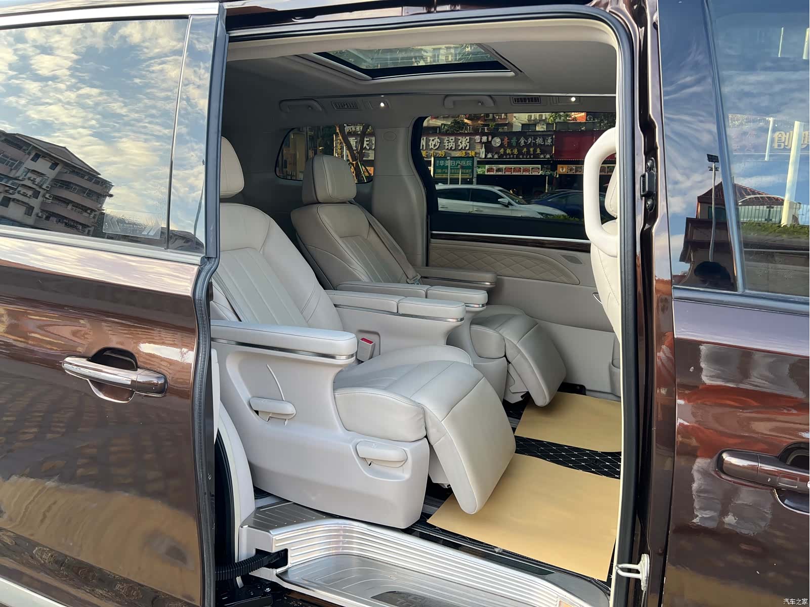 Trumpchi M8, 2019 9